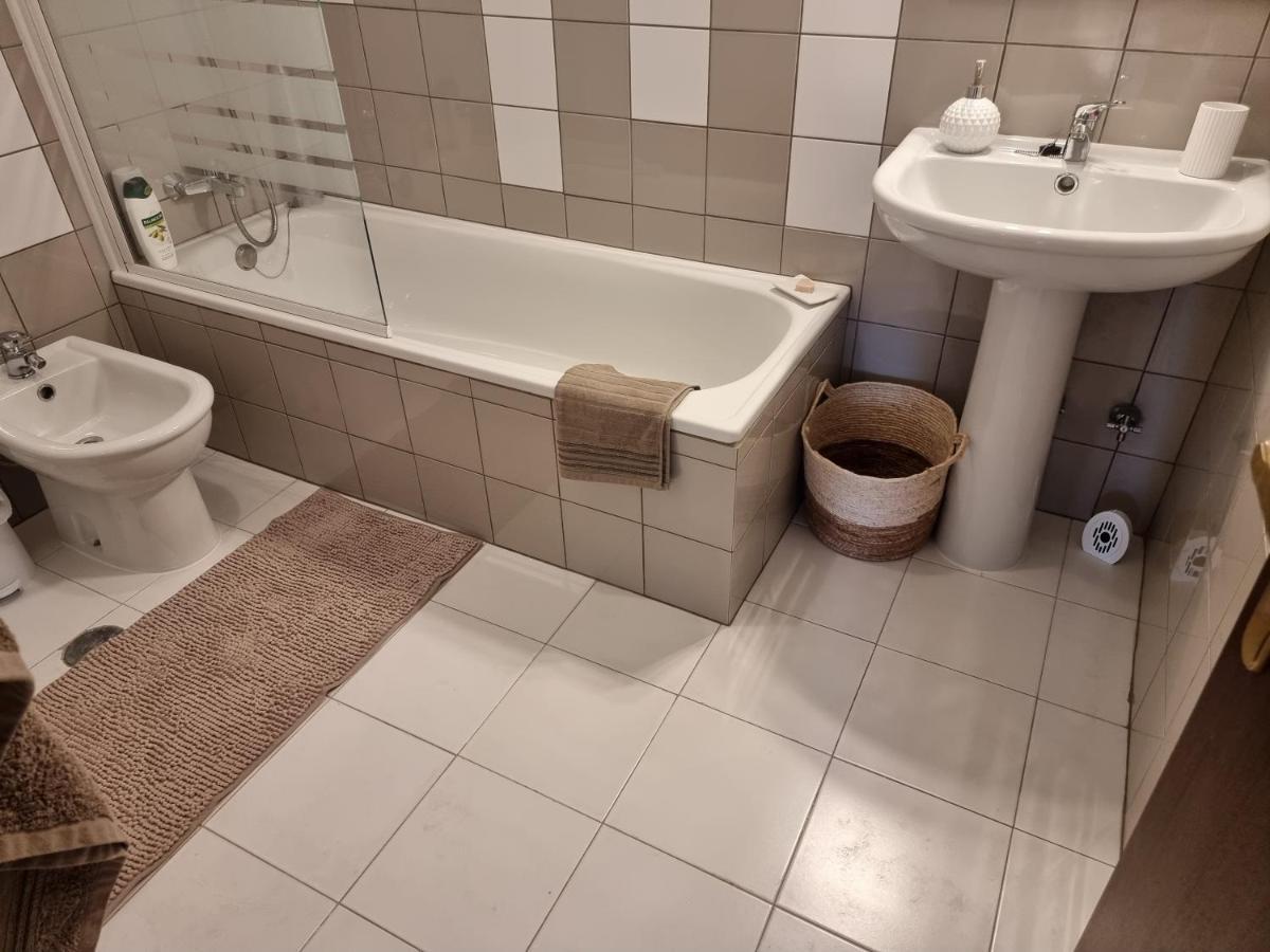 Apartamento Encantador Com Piscina Aquecida بورتيماو المظهر الخارجي الصورة