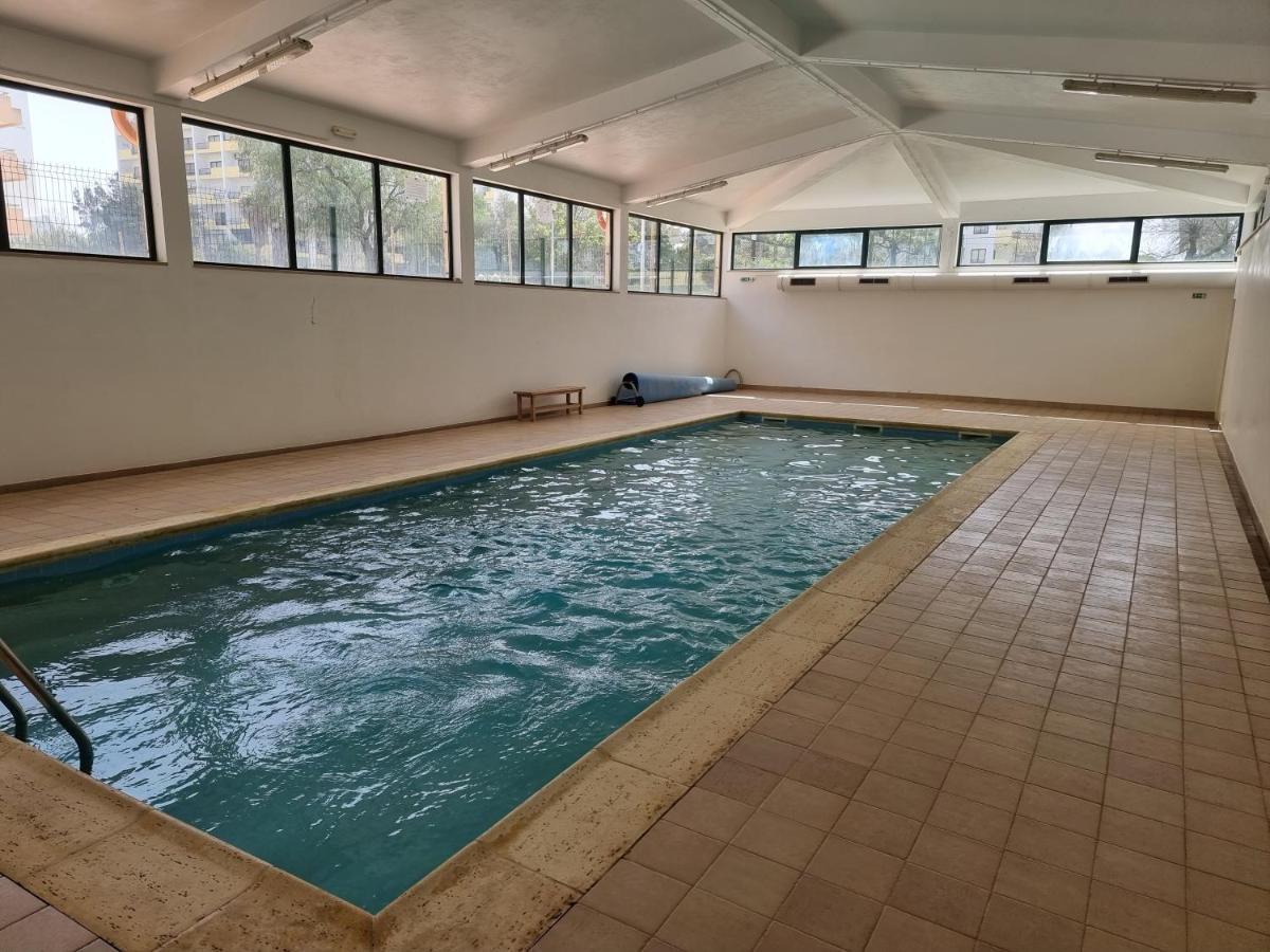 Apartamento Encantador Com Piscina Aquecida بورتيماو المظهر الخارجي الصورة